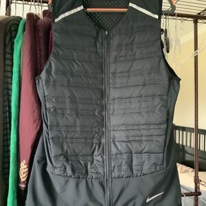 Mens running vest- black airoloft size medium